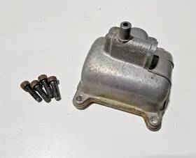 16015-mw3-a90 Honda #3 #4 Right Carburetor Float Bowl Ve65a 1983-2003 Nighthawk 650 700 750