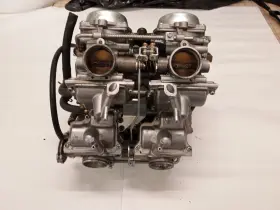 17253 Honda 16100 St1100 Carburetors With Tubes And Plenum