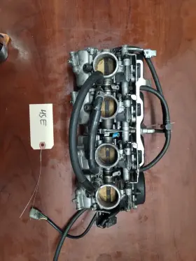 16100-mal-670 Honda 95-96 Cbr600f3 Carbs Carb Body Carburetor Carburator Bodies