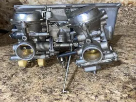 16100-mb2-771 Honda Motorcycle Carburetors Carb Rack Keihin Vf750f Vf750 1984 84 For Parts