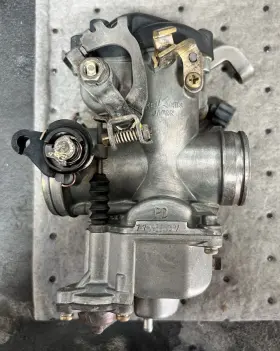 16100-mc4-671 Honda Xl500r Carb Carburetor Asym Used Oe Pn 1982
