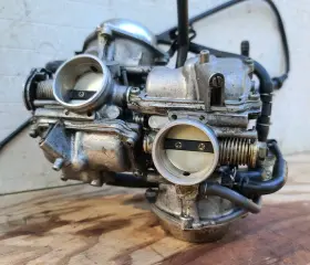 16100-mk7-671 Honda 1984-1987 Shadow 700 Vt700c Oem Carburetor Carb Rack Intake Choke Complete