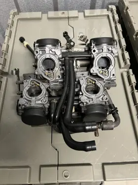 16100-mr8-900 Honda Rvf400 Nc35 Carburetors Used In Working Condition And Was Rebuilt At