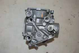 16103-mn4-013 Honda Cbr 600f Hurricane Carb Main Body Inside Right 88