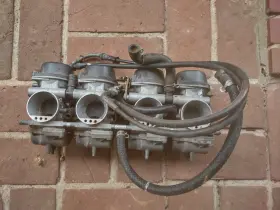1e1kz34 Mikuni 1995 Suzuki Rf900r Carburetor With Fittings
