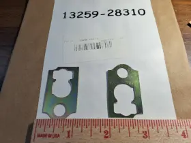 13259-28310 Suzuki Qty.2 Carburetor Plates 11975 Rm125