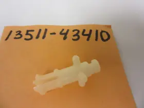 13511-43410 Suzuki Nos Carburetor Holder Gs550 1983-1986 P.n