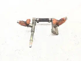 15730-17g01 Suzuki 03-08 Sv650 Fuel Rail Injectors Assembly