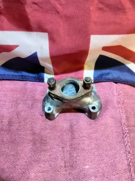 70-5512 Triumph E5512 67-69 650 Tr6 Tiger Trophy Single Carburetor Inlet Manifold Ii