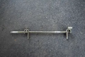 11h-14977-00-00 Yamaha 1982 1983 Xz550 Vision Carburetor Carb Throttle Choke Starter Shaft