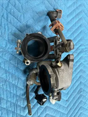 1d7-13596-00-00 Yamaha 06-17 Xv1900 Stratoliner Roadliner Intake Boot Injectors And Harness