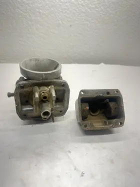 1k7-14101-00-00 Yamaha 1976 It400 Carb Carburetor