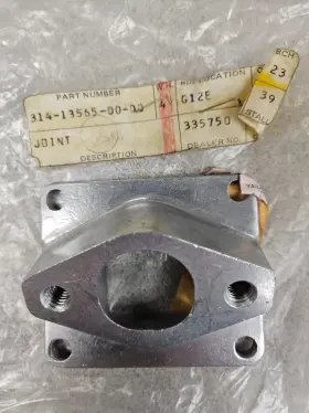 314-13565-00-00 Yamaha New Oem Carb Joint Fits 72at2/ct2 73at3/ct3 &74-75 Dt125 314-13565-00-00 Yamaha New Oem Carb Joint Fits 72at2/ct2 73at3/ct3 &74-75 Dt125