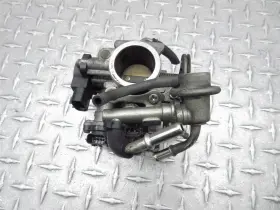 3ht-13750-r0-00 Yamaha 2015 15-17 Sr400c Sr400 Throttle Body Bodies Air Intake Valve Housing