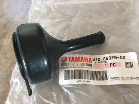 510-26329-01 Yamaha 510-26329-00 Carburetor Cover Yz It Mx 250 400 465 490 Mikuni Round Slide