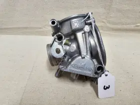5ah-14903-01-00 Yamaha Yzf600r 600r 97-07 Carburetor Carb Body 3 Right Inner