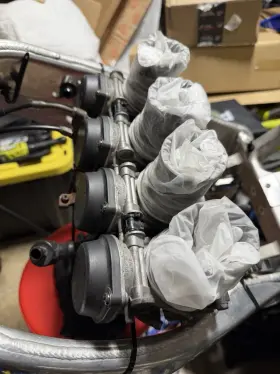Bdsr-40 Yamaha 2000-2001 Yzf-r1 5jj Complete Carburetor Assembly